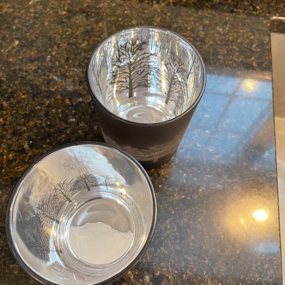 Two's Company Bright and Antique Silver Tree Votives - Set of 4. - Picture 11 of 14